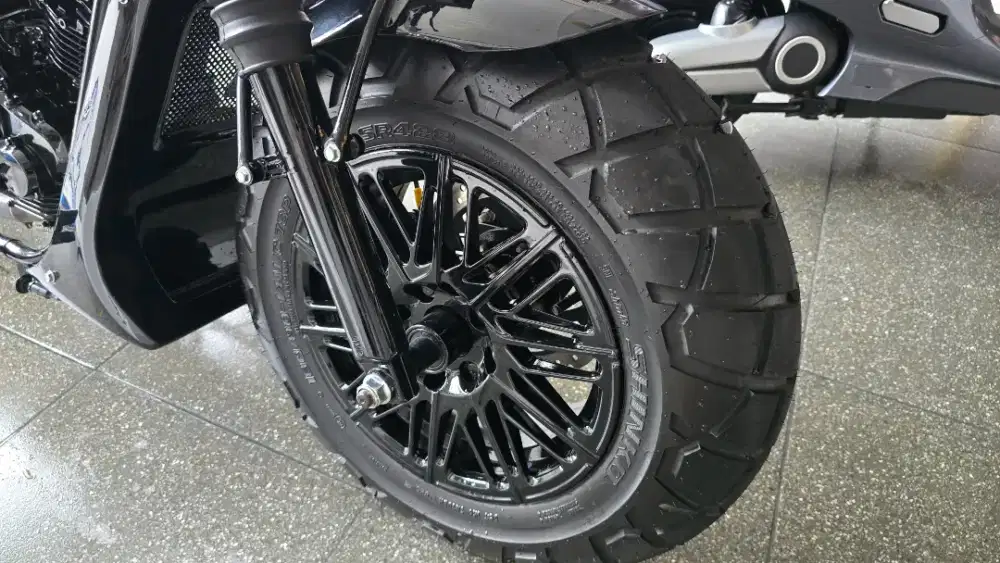 Motor Custome Bobber Gladiator RS, Ban Gambot Sangar.