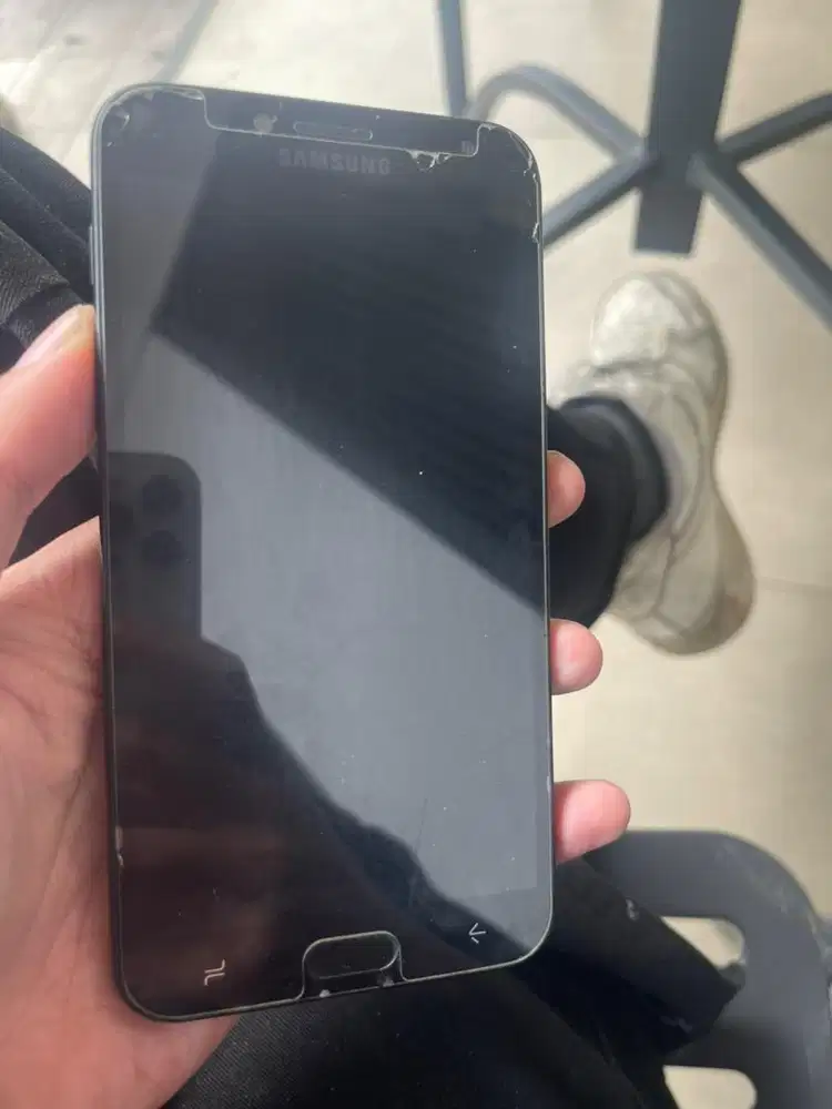 Samsung J4 Black