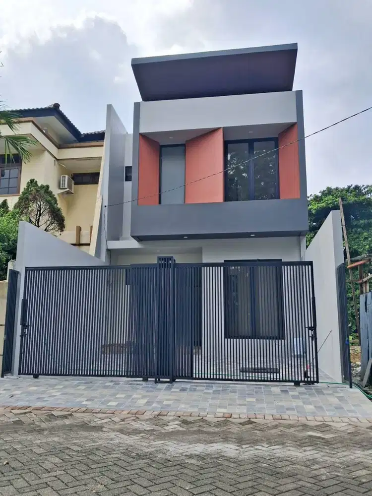 Dijual Rumah Baru di Manyar Jaya dekat Galaxy Mall