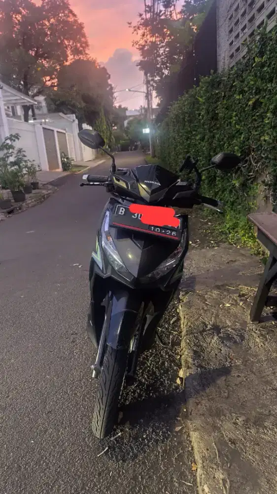 Dijual Vario 125 LED 2016