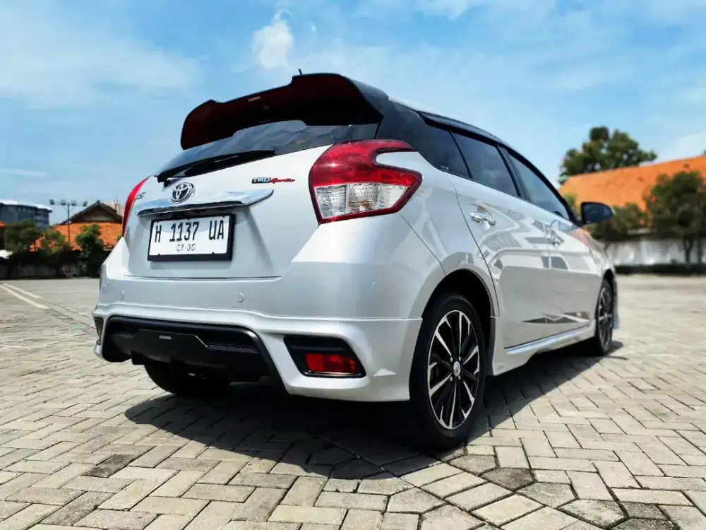 Yaris TRDS Dual VVTi Silver Matic