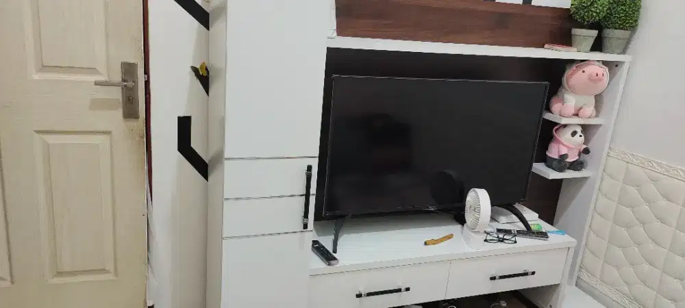 Tv Sharp 42 inch Smart tv