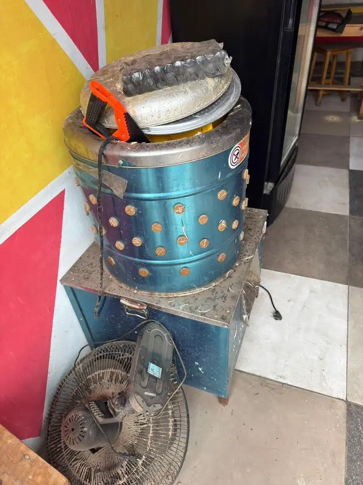 Mesin Perontok bulu ayam