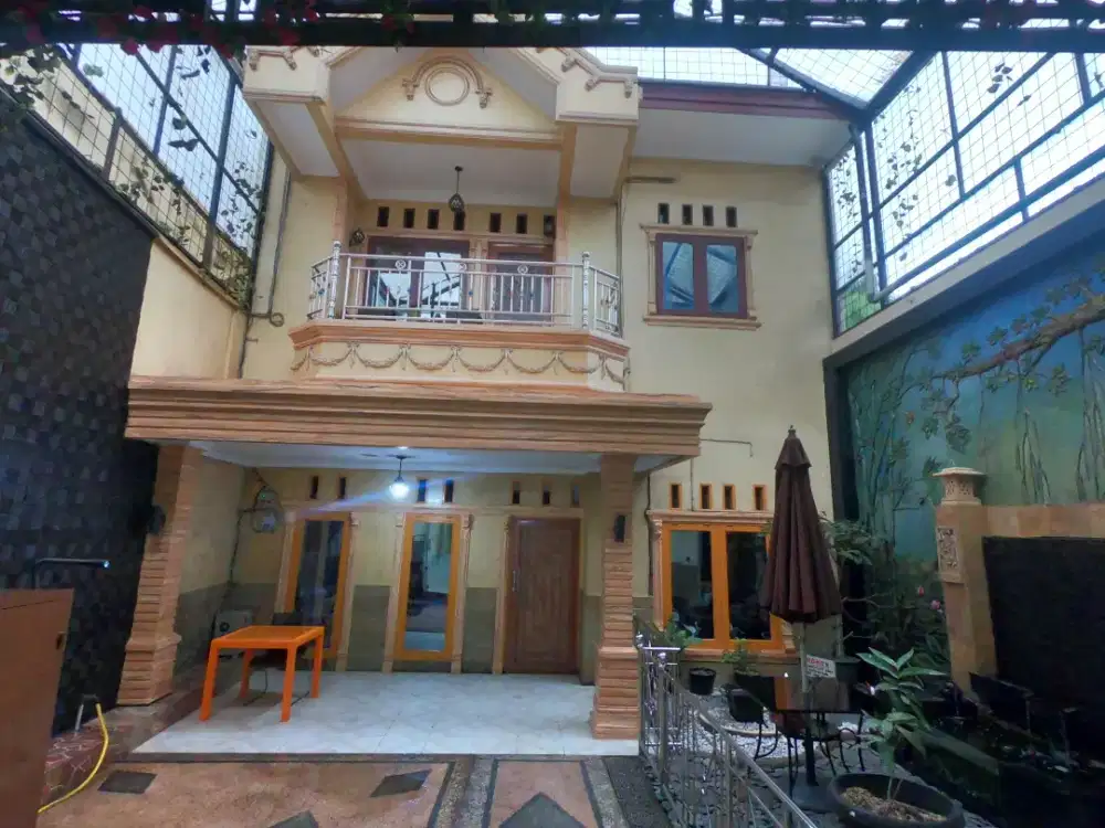 Rumah Sudah Siap Huni+Furniture¤Ada Tempat Usaha¤Lokasi Sgt Strategis