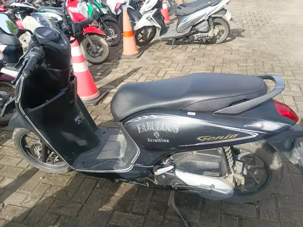 Genio 2021 ISS Hitam