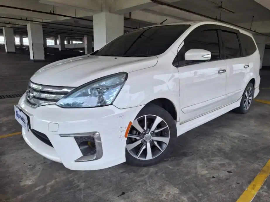 DP MURAH - Nissan Grand livina 1.5 Highway Star Facelift Bensin AT