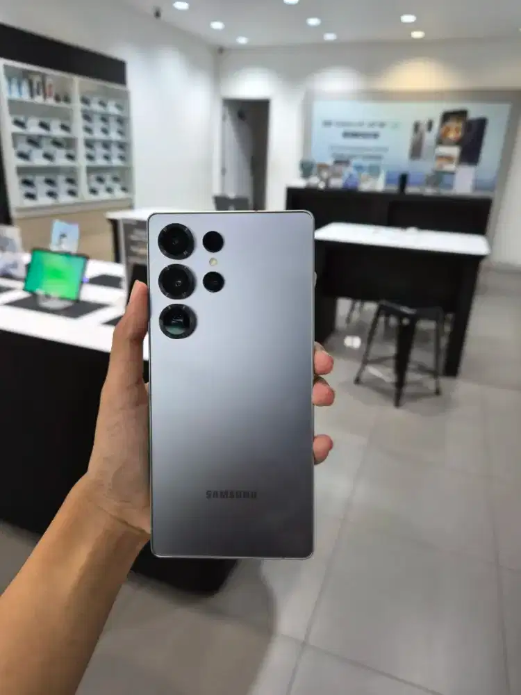 SAMSUNG S25 ULTRA FREE ADAPTER