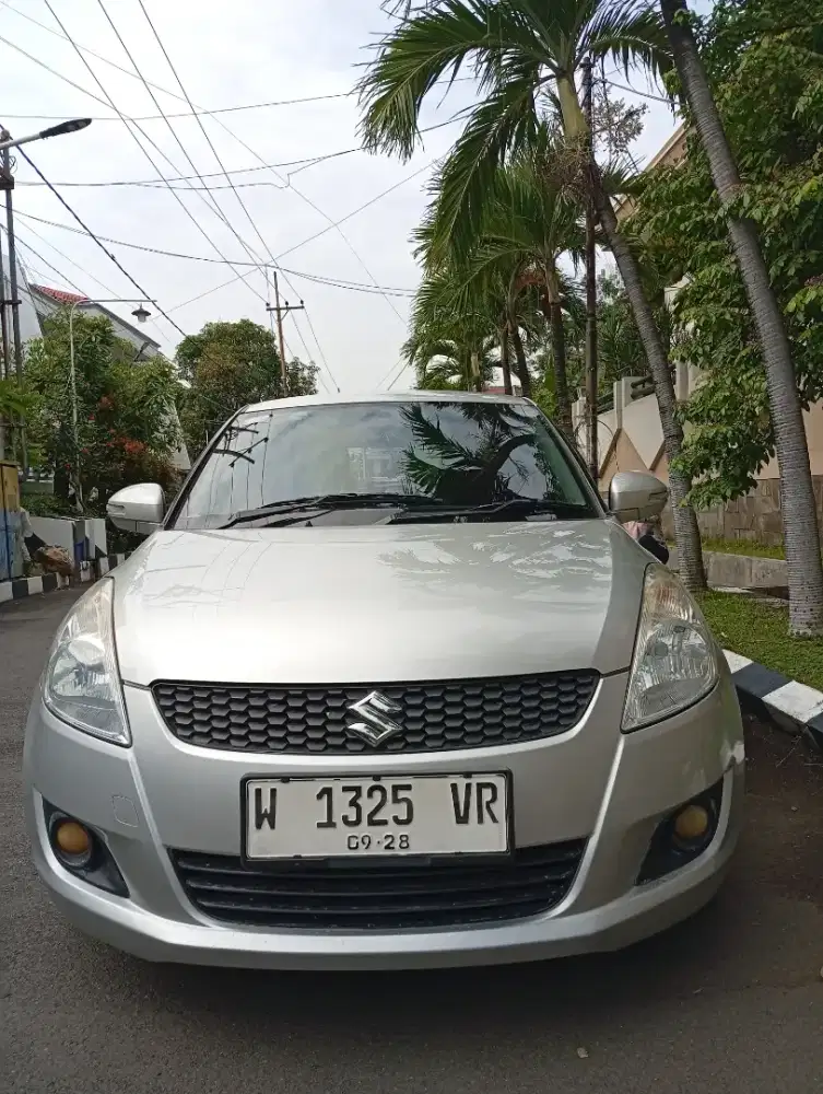 Suzuki Swift manual 2013