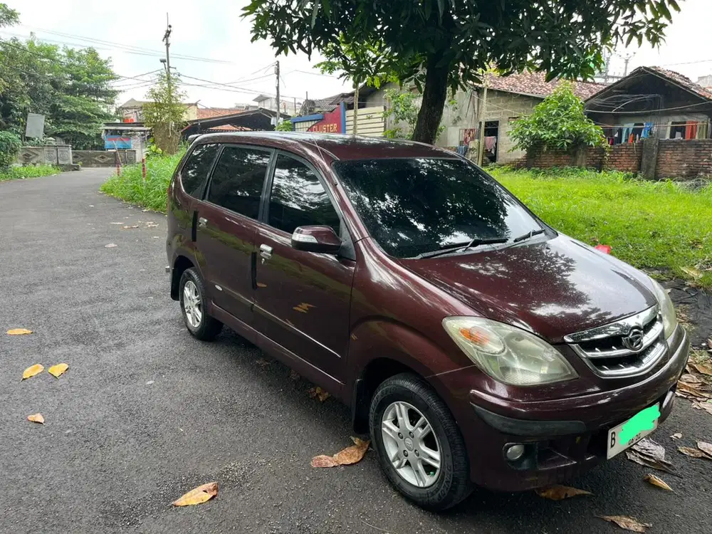 Daihatsu Xenia 2009 - 1.3 R Family Bensin-MT