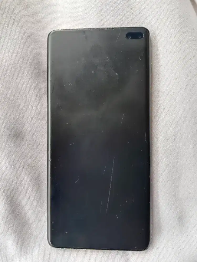 Samsung s10plus kondisi oke