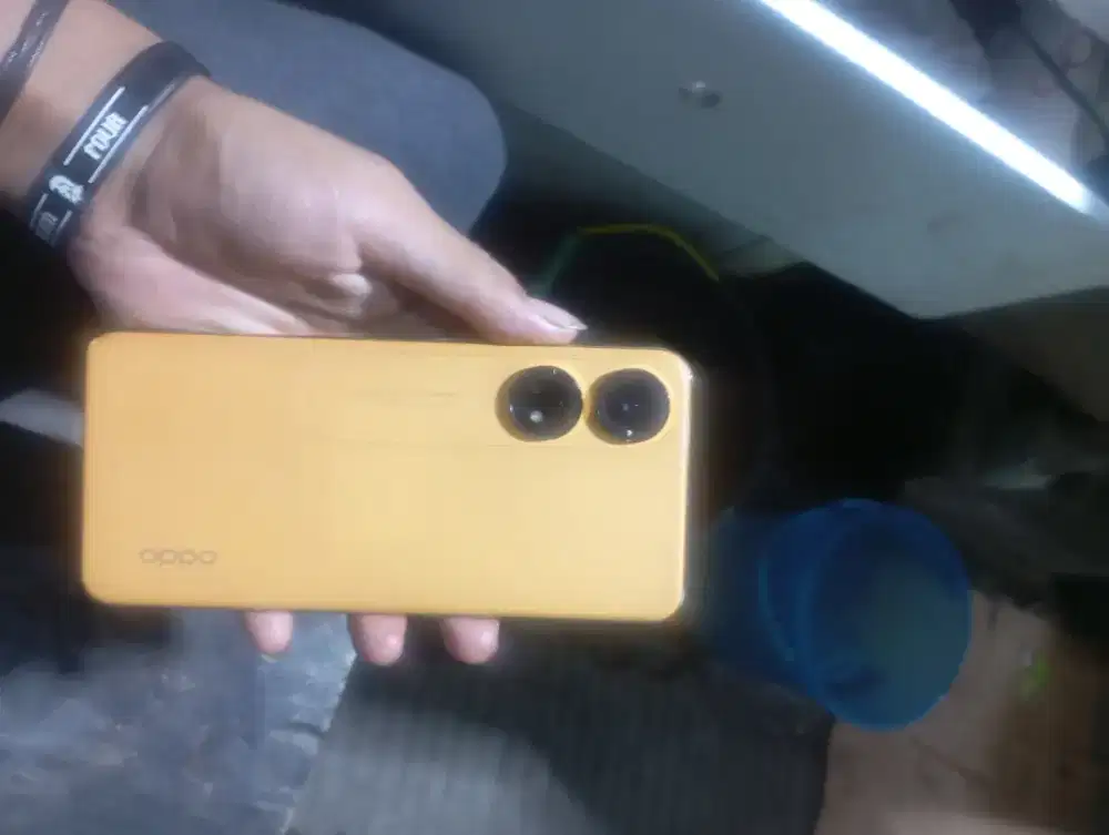 Jual cepat hp Oppo Reno T8 ram 8 memory 256