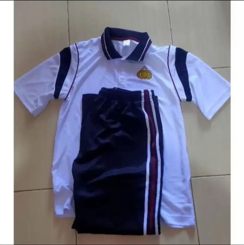 Seragam olahraga P O L R I ukuran EB/XL pendek warna hitam putih Baru