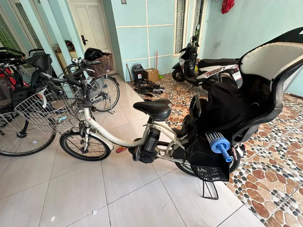 Sepeda assist yamaha