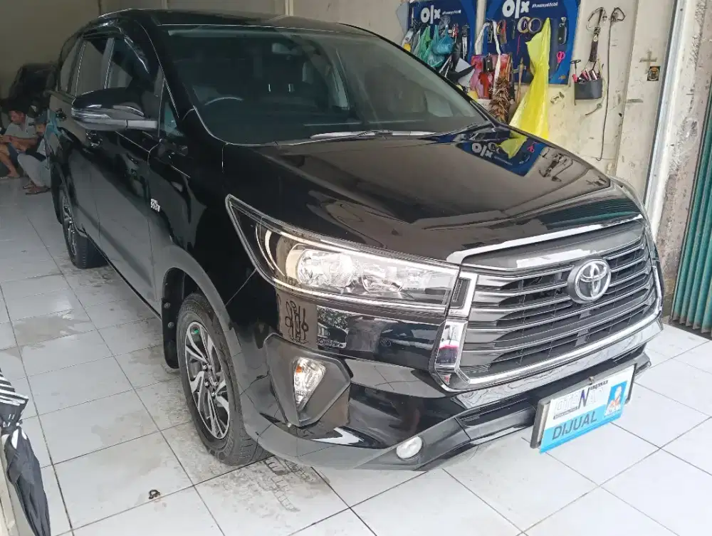 Innova Reborn G 2,0 manual 2023 hitam, Istimewa