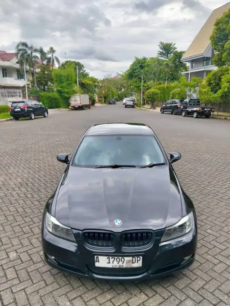 BMW 320i E90 lci 2009