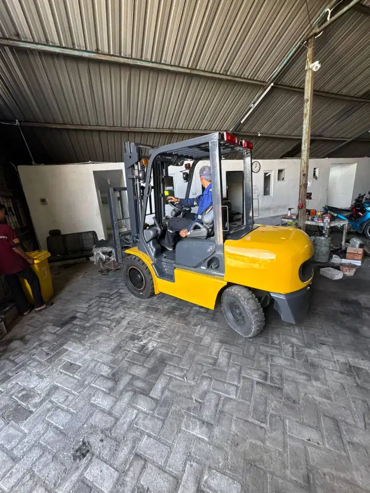 KOMATSU 3 TON MAST 3 METER STD UNIT NORMAL SIAP KERJA