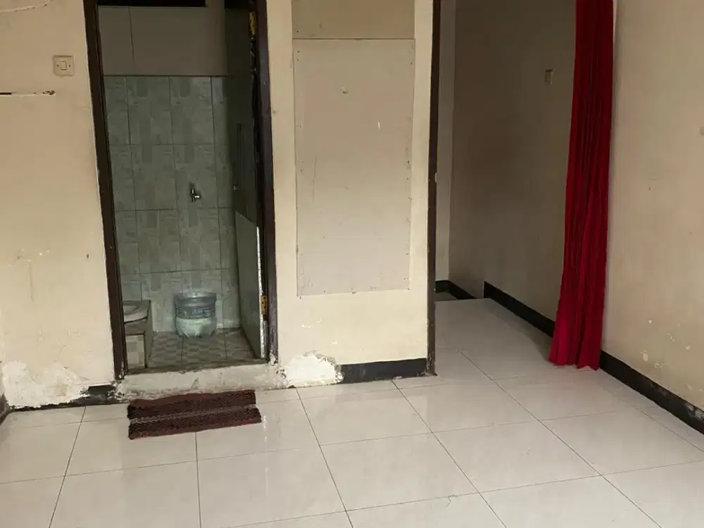 ruang usaha di pusat kota bandung terusan buah batu. cocok untuk kantor, toko, dan usaha lainnya