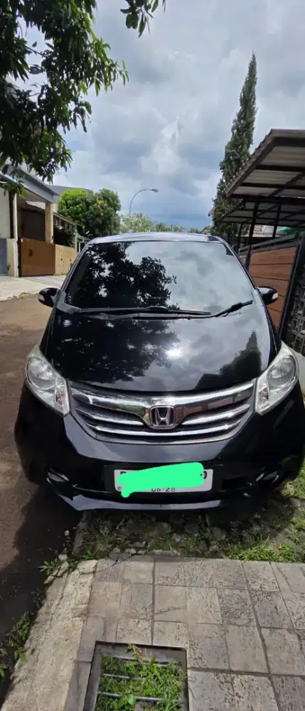 Honda Freed Psd 2013 mobil Masih di Pemakai
