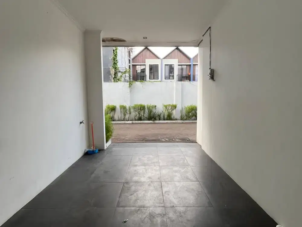 SEWA RUMAH MURAH 2 LANTAI PONDOK LABU CILANDAK JAKARTA SELATAN