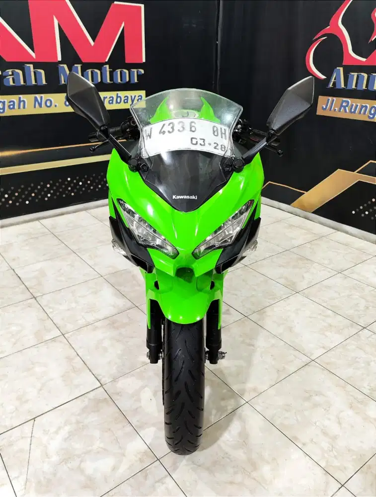 Motor berkwalitas Kawasaki New Ninja 250 FI TH 2018 mulus no minus