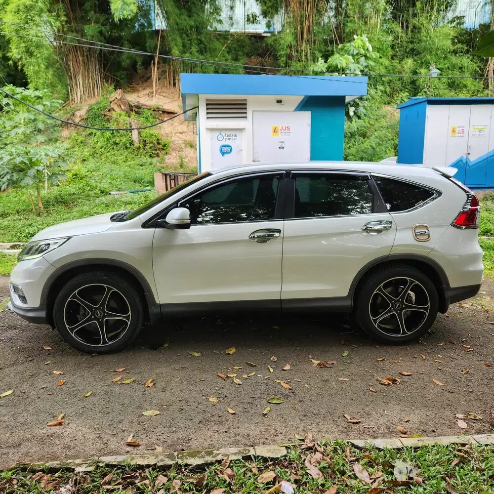 Honda CR-V 2015 Bensin