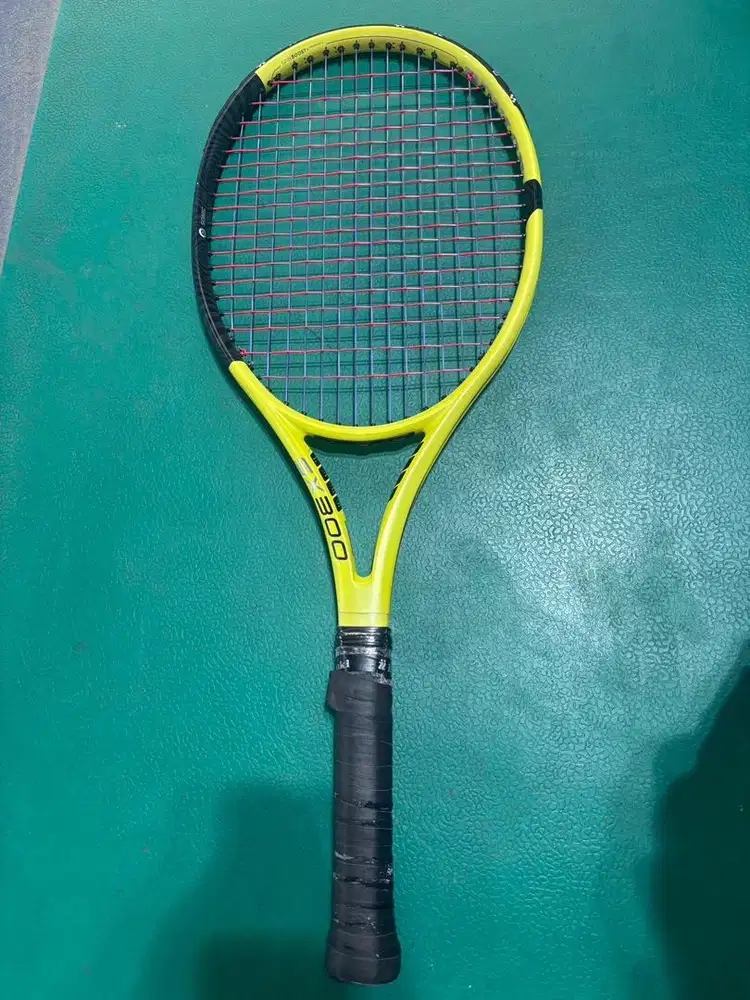 Raket tennis Dunlop SX300 bekas