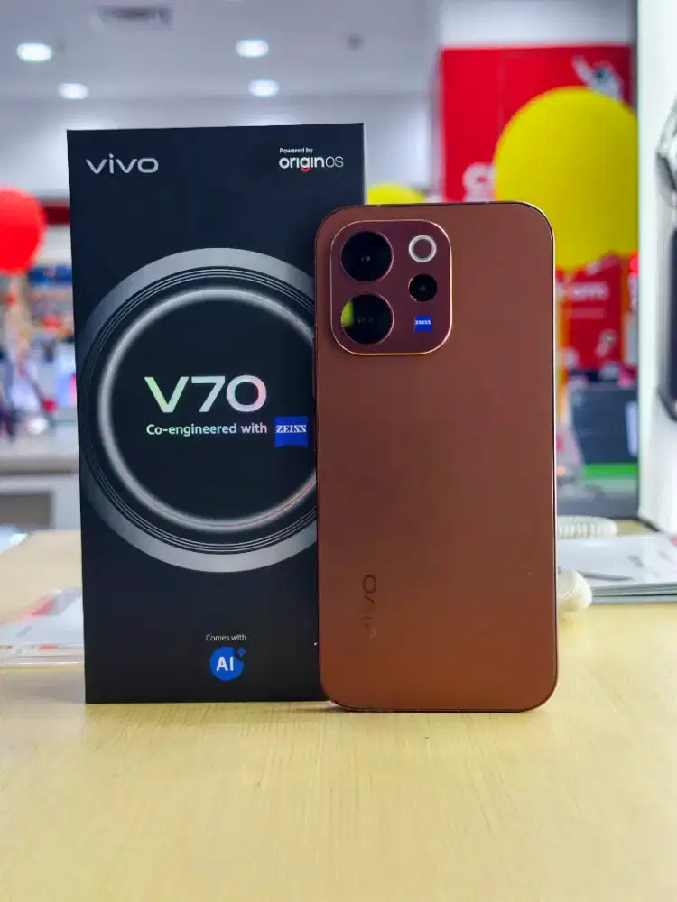 Preorder Vivo V70 series
