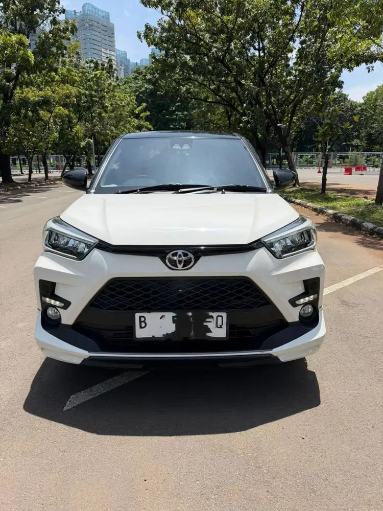 Toyota Raize (2021) 1.0 T GR SPORT TSS Two Tone Bensin-AT