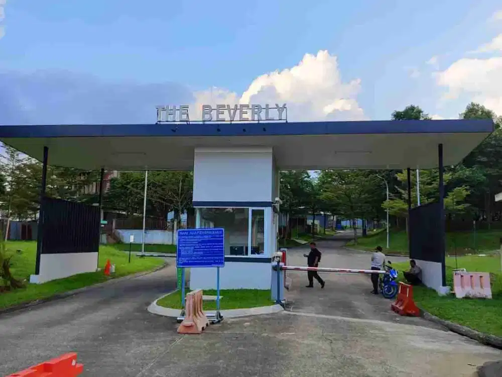 Beverly Hill View Pegunungan