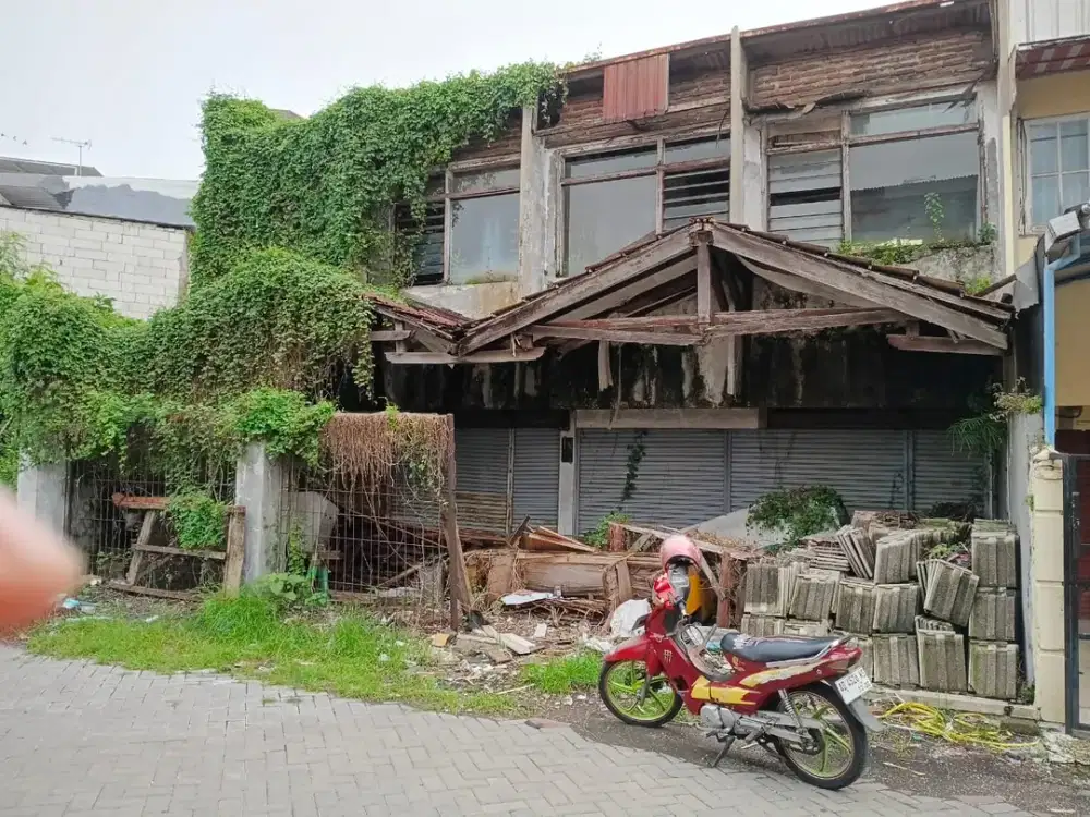 DIJUAL Rumah di Mulyosari Utara