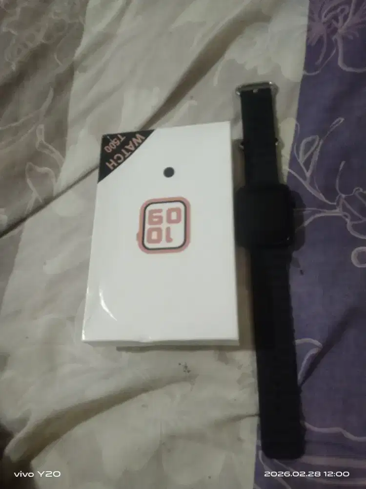 Jam tangan smarwatch T500