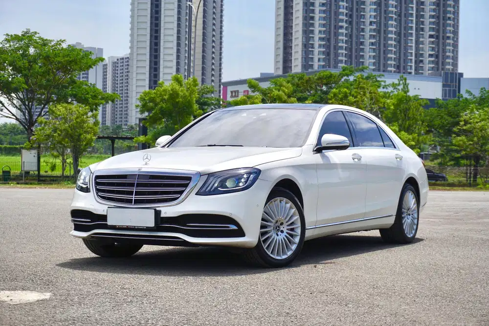 Mercedes Benz S450L
Exclusive V222 2018