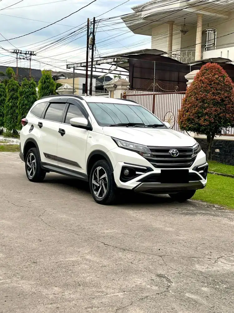 TOYOTA RUSH GR SPORT A/T 2022/2023