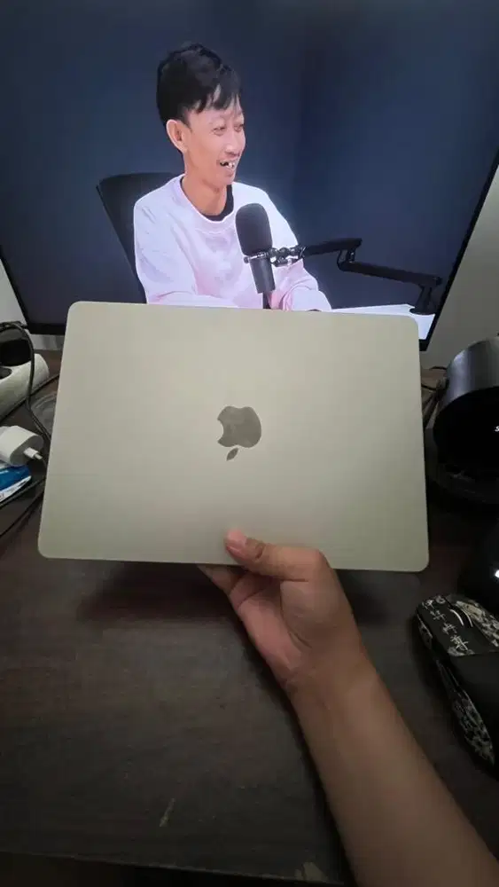 Macbook air M3 IBOX