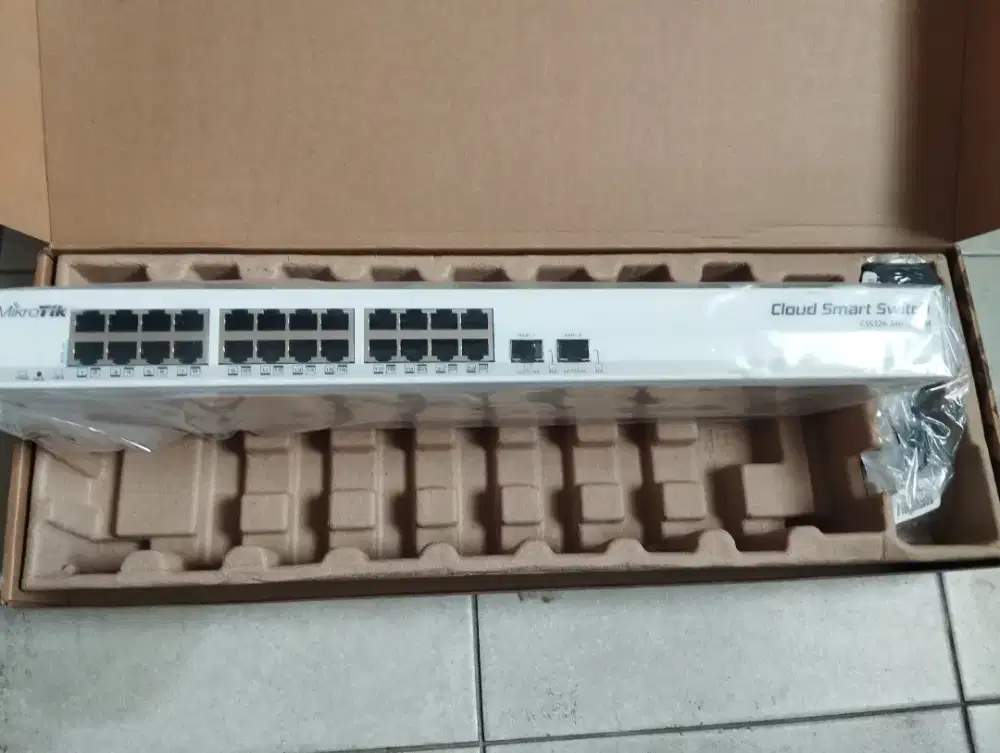 Mikrotik switch manage