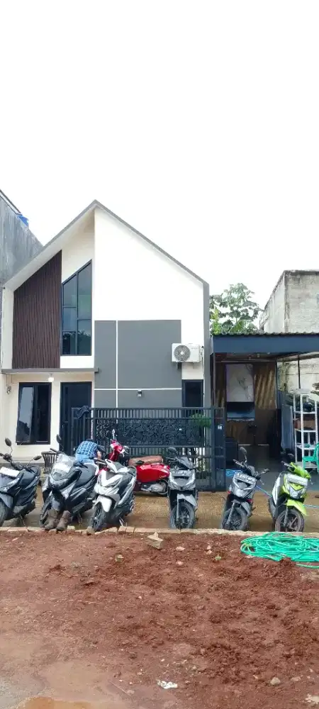 Rumah murah siap huni 200 m dr angkutan umu 5 menit ke st depok lama