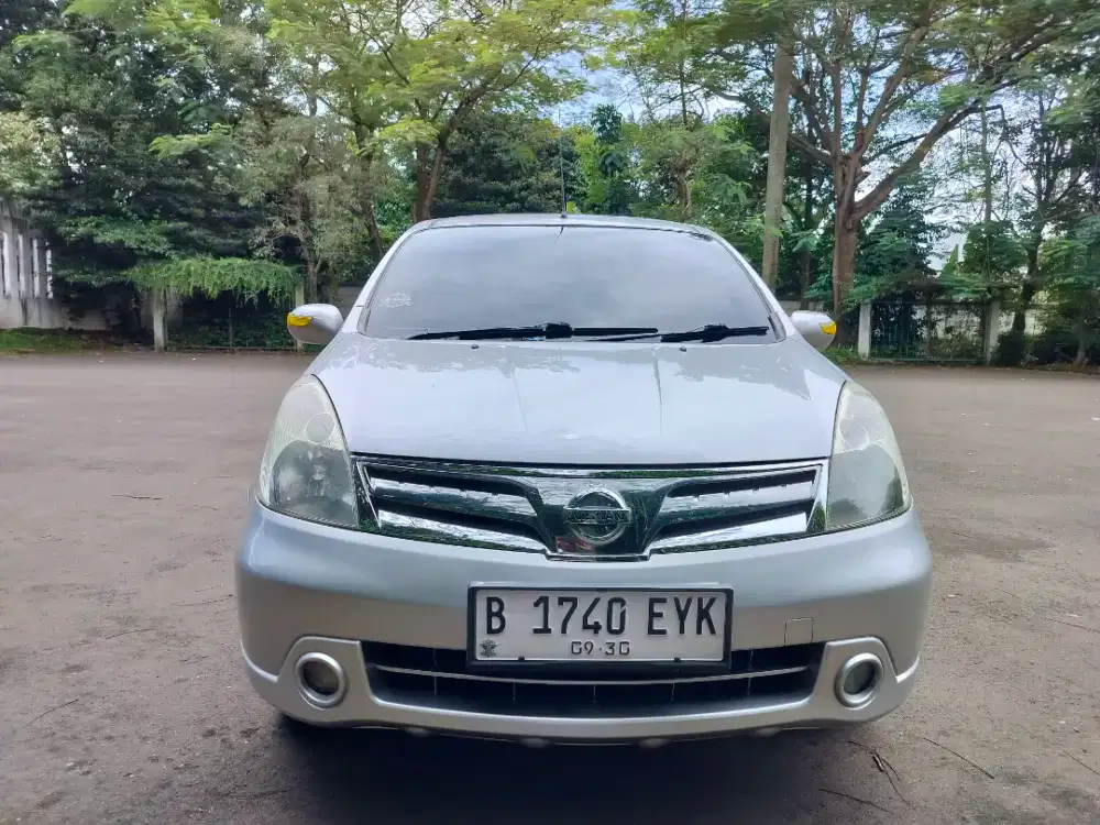 Nissan Livina ultimate thn 2011 jarang pake