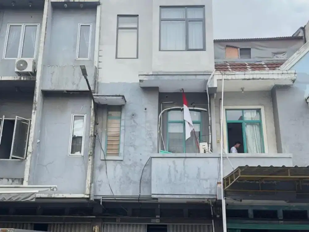 Ruko 3 Lantai Strategis di Cengkareng Barat – Siap Usaha & Investasi