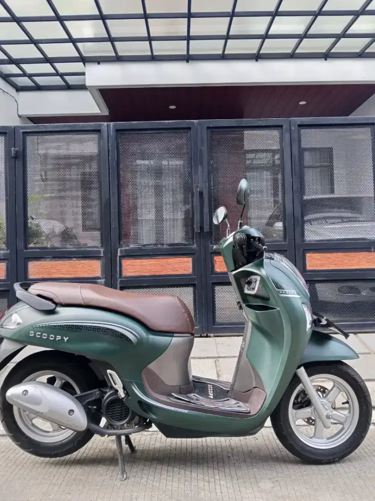 Honda Scoopy 2024 GRESS seperti baru