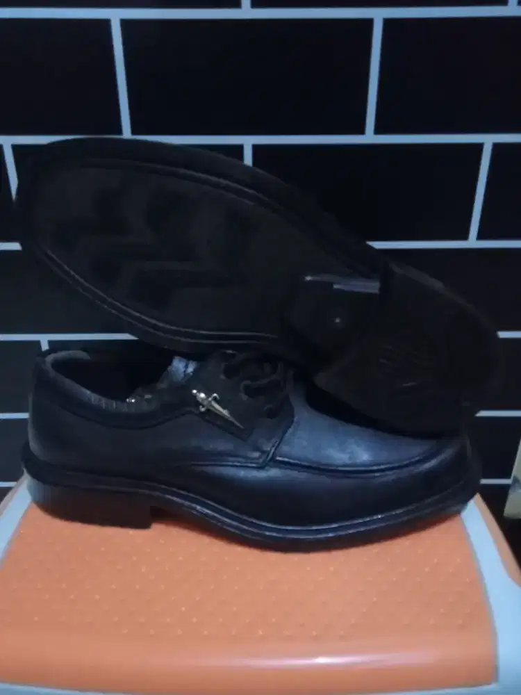 Sepatu pantofel 38-39