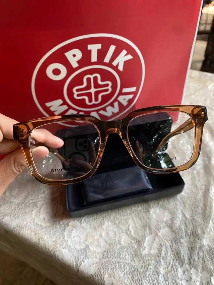 Kacamata frame givenchy baru