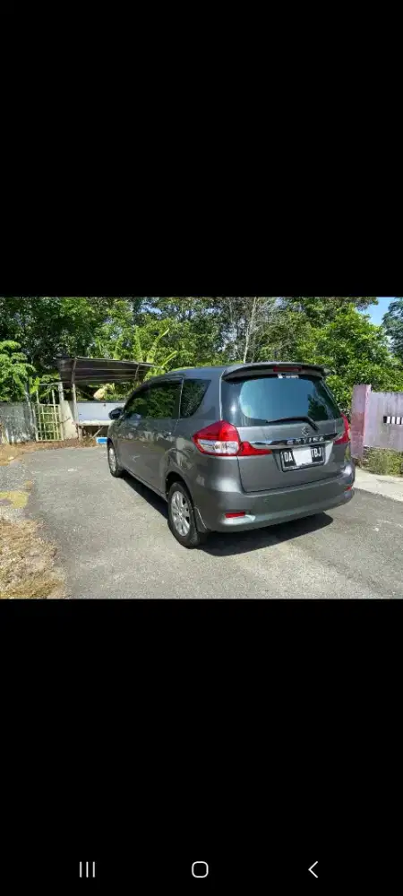 Mobil Ertiga GX Bensin Transmisi Matic Tahun 2016 Silver