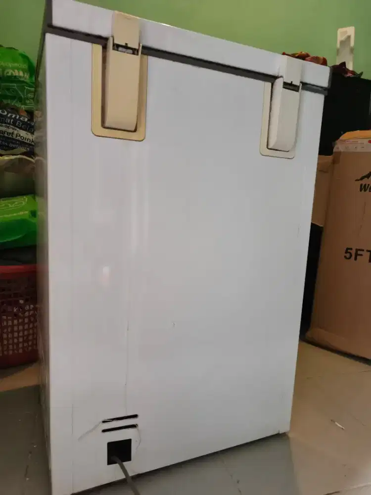 Freezer 100 liter Chiq