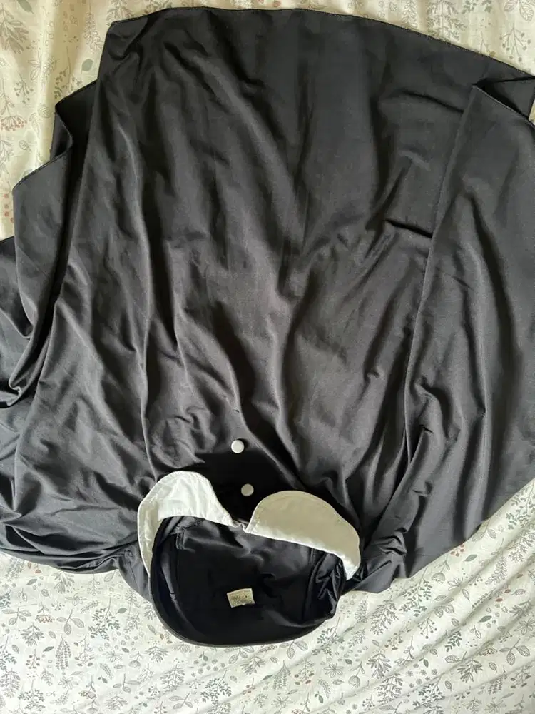 Apron Menyusui Cuddle Me