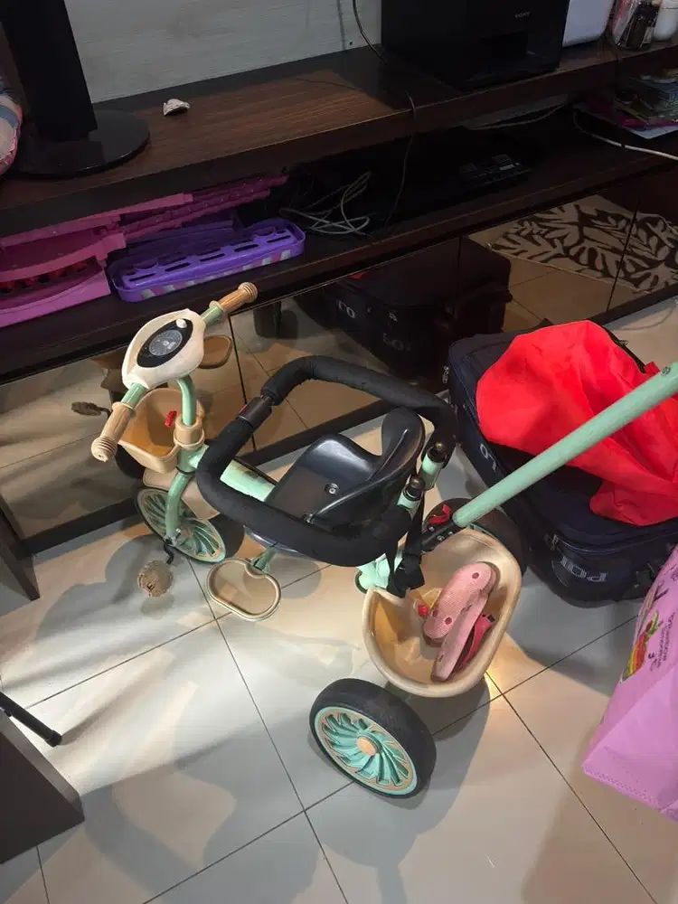 Stroller sepeda hijau