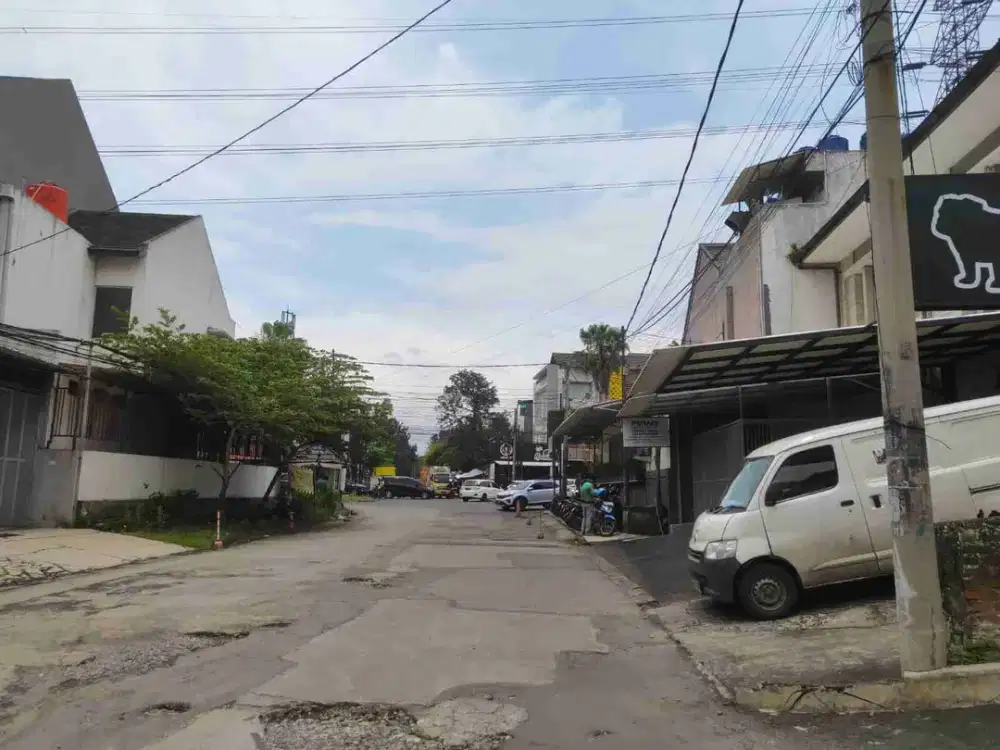 Disewakan Ruko Mekarwangi Satu Lantai Dekat Tol Kota Bandung