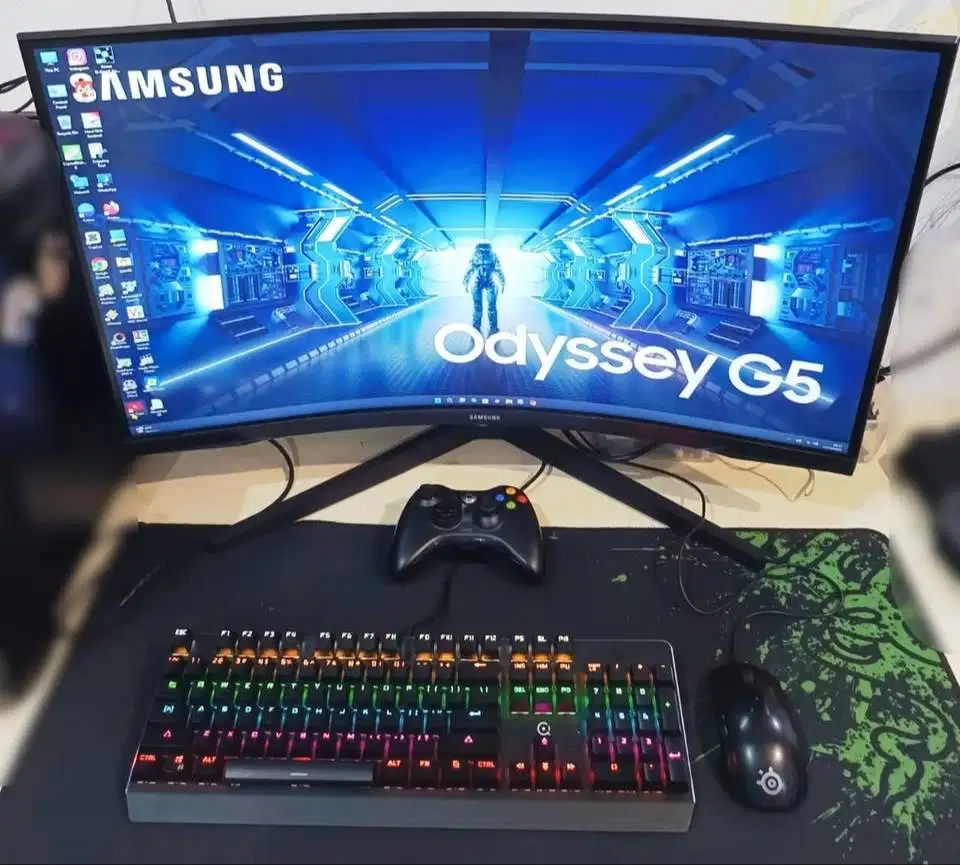 MONITOR CURVE SAMSUNG ODYSSEY G5 CG55 32INCH DEX BOX GARANSI JUNI 2028