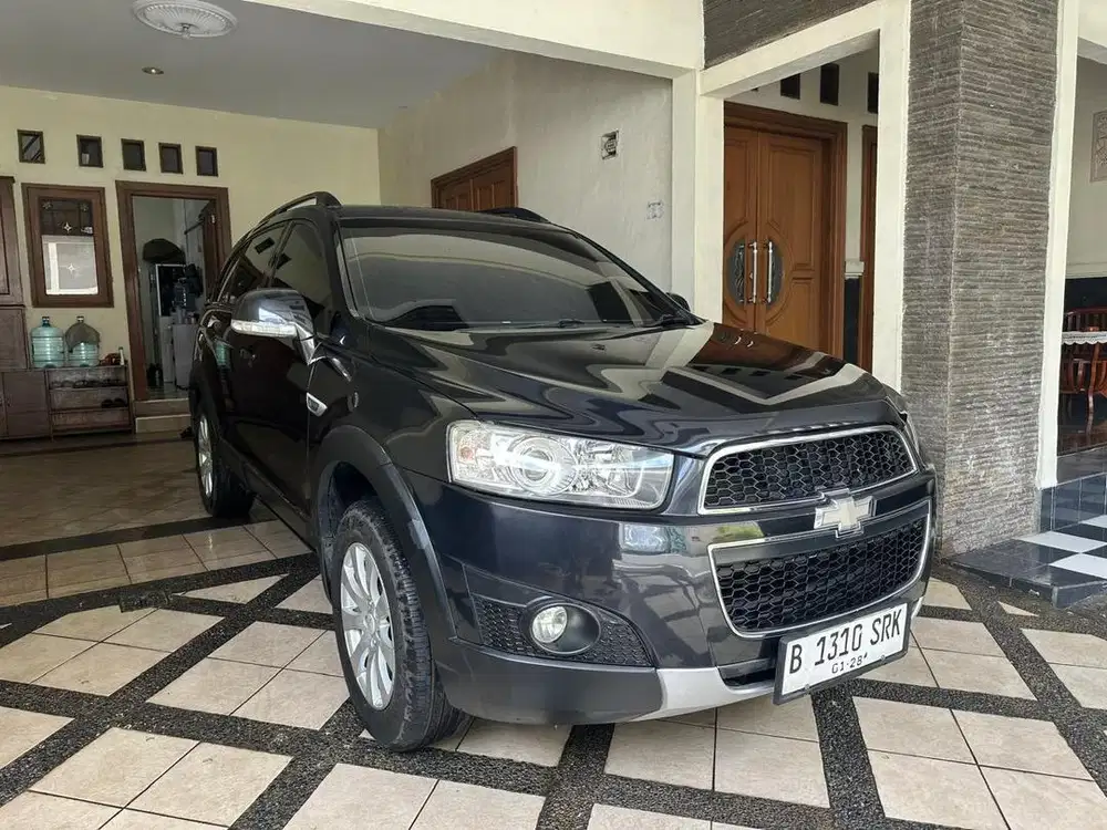 Dijual chevrolet captiva 2011, 2.4 A/T Bensin