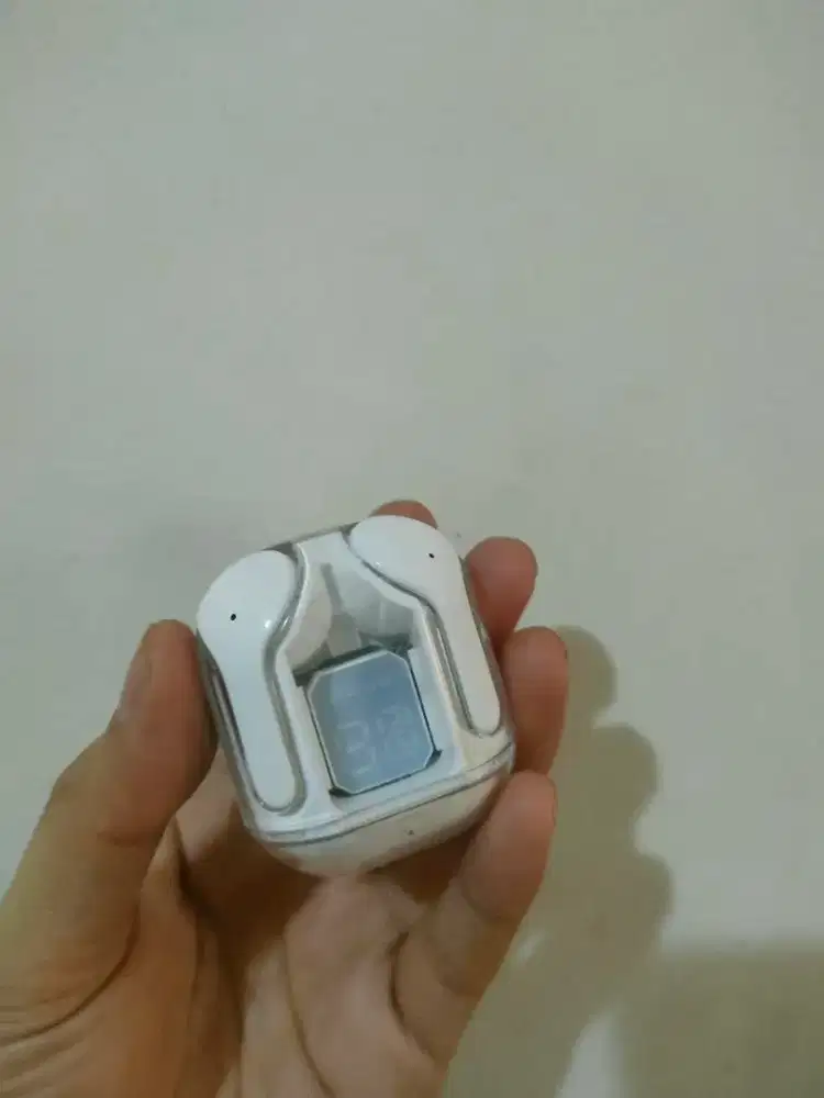 TWS BLUETOOTH WARNA PUTIH