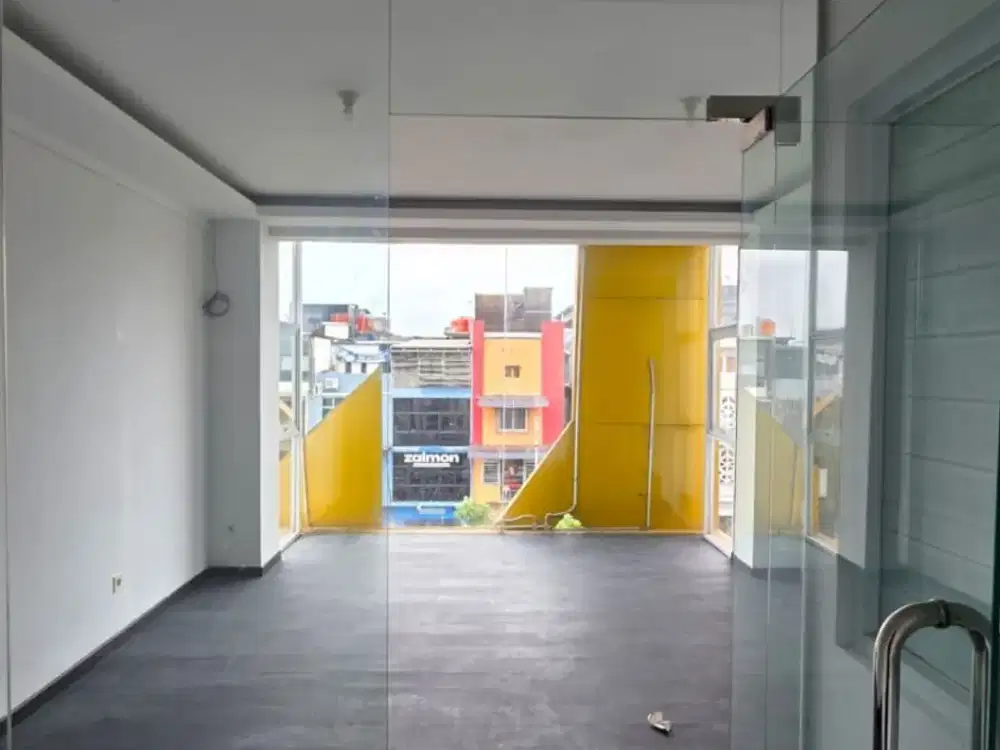 Dijual/Disewakan Ruko 4,5 Lantai di Paskal Hyper Square Blok A – Lokasi Premium